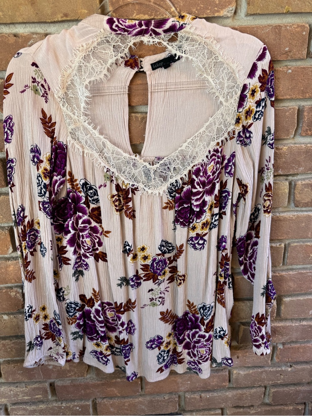 BeBop Women’s Light Pink Floral Lace Trim Long Sleeve Blouse